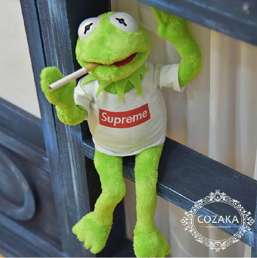 カーミット シュプリーム ぬいぐるみ セサミストリート かえる Boxロゴ人形 Kermit Supreme カエルのヌイグルミ激安通販
