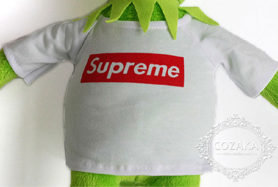 カーミット シュプリーム ぬいぐるみ セサミストリート かえる Boxロゴ人形 Kermit Supreme カエルのヌイグルミ激安通販