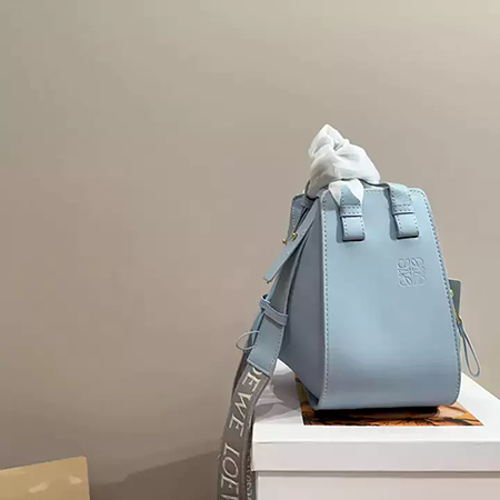 Loewe おしゃれ ハンドバッグ