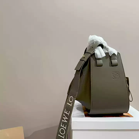 Loewe おしゃれ ハンドバッグ