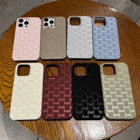 アイホン17 ミュウミュウ カバー