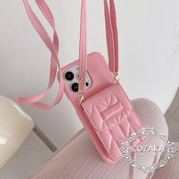 miumiu iphone15ケースバッグ型