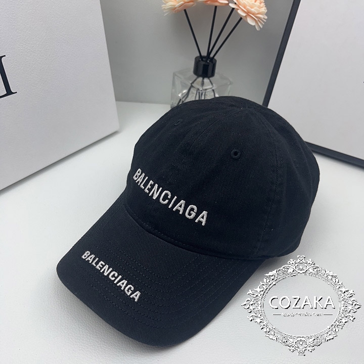 balenciagaベースボールキャップ 白黒