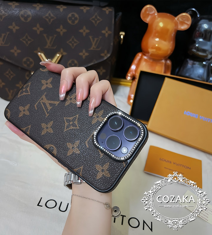 LV iphone15 proケースラインストーン付き