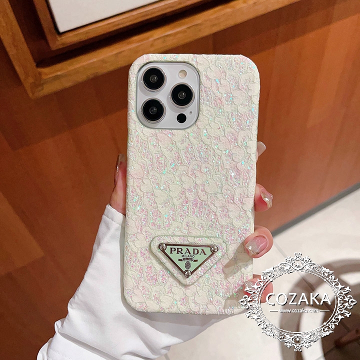 prada iphone15 proケース 少女