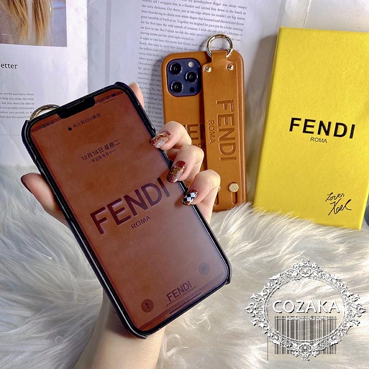 fendi iphone15ケース売れ筋