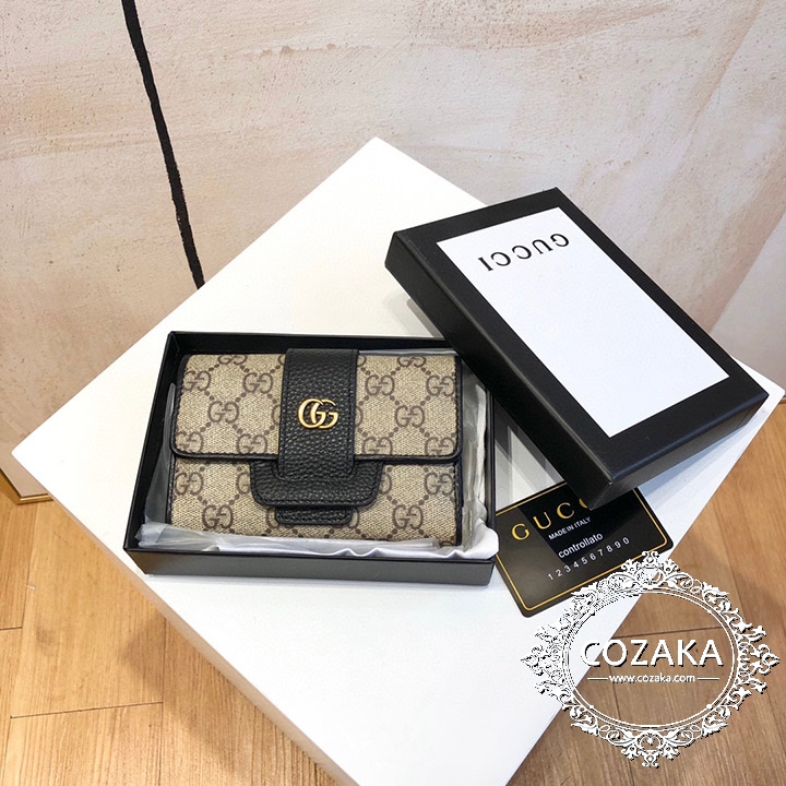 GUCCI ミニ財布 写真収納