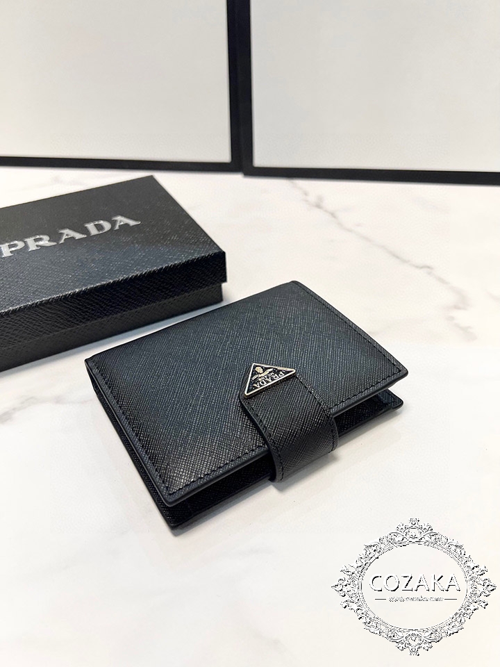 Prada 財布 通販