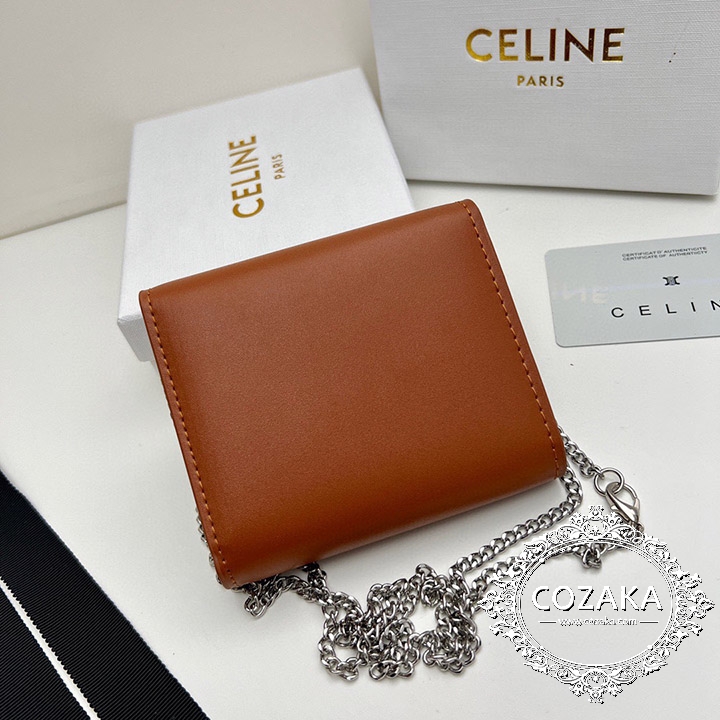 celine 小銭収納 ボタン式