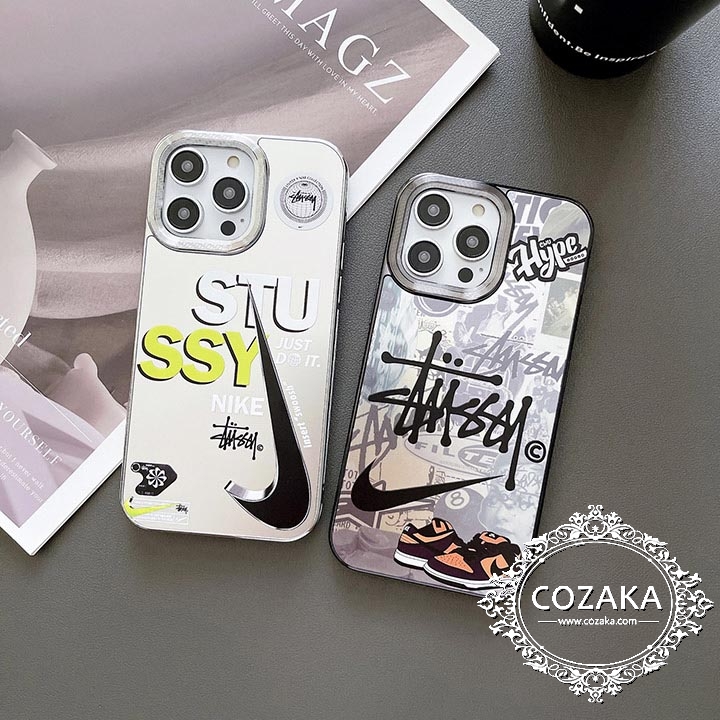 stussy nikeコラボ iphone15保護カバー