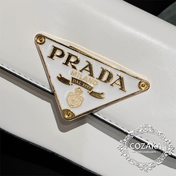 prada  ハンドバッグ