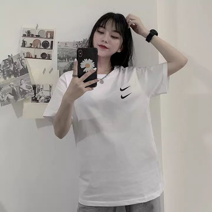 nike tシャツ レディース