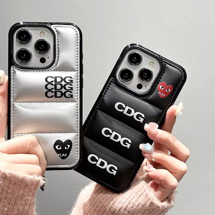 comme des garçons風 iphone 16pro携帯ケース