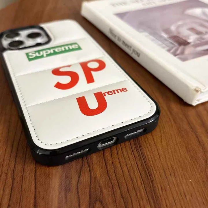 高品質 iphone 15pro max 携帯ケース supreme